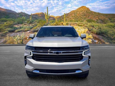 Used 2022 Chevrolet Tahoe LT w/ Luxury Package AWD/4WD image 5