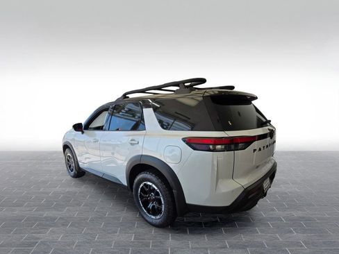 New 2026 Nissan Pathfinder Rock Creek w/ Rock Creek Premium Package AWD/4WD image 3