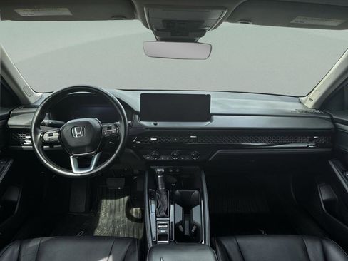 Used 2024 Honda Accord Touring image 27