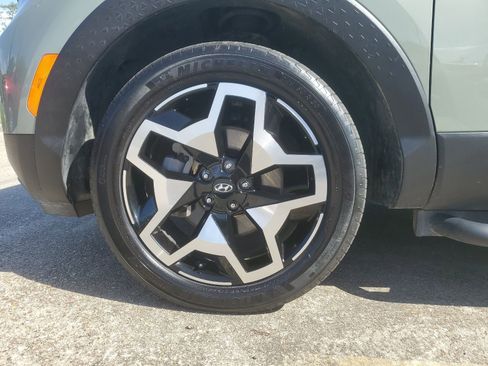 Used 2023 Hyundai Santa Cruz Limited image 7