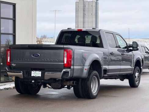 Used 2024 Ford F350 XLT image 5