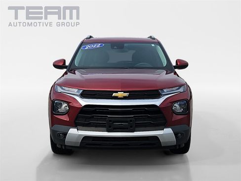 Used 2022 Chevrolet TrailBlazer LT w/ Confidence II Package image 2