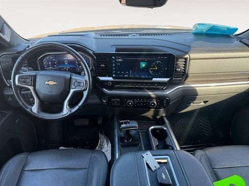 Used 2022 Chevrolet Silverado 1500 LTZ w/ LTZ Premium Package image 10