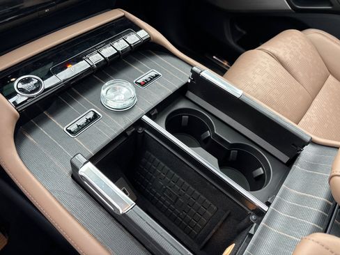 New 2026 Lincoln Navigator Black Label AWD/4WD image 23