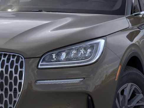 New 2026 Lincoln Corsair Premiere image 18