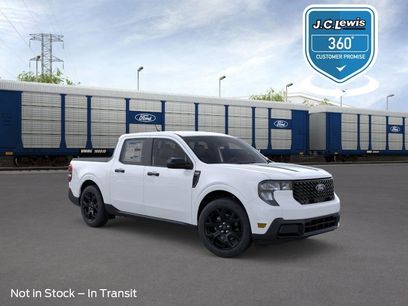 New 2025 Ford Maverick XLT w/ XLT Luxury Package