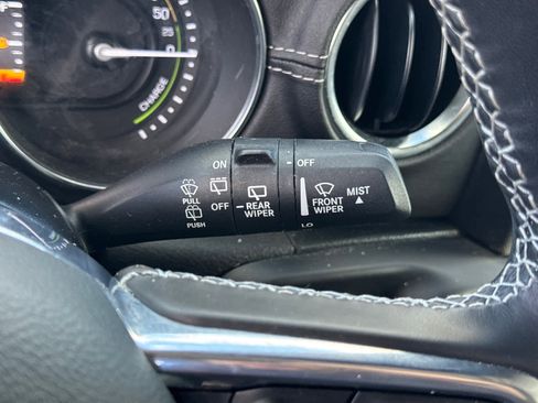 Used 2022 Jeep Wrangler Unlimited Sahara w/ Cold Weather Group image 18