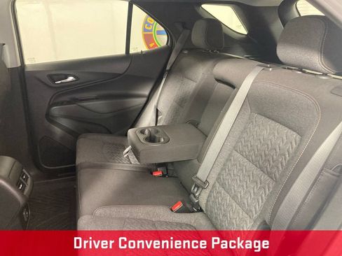 Used 2022 Chevrolet Equinox LT AWD/4WD image 17