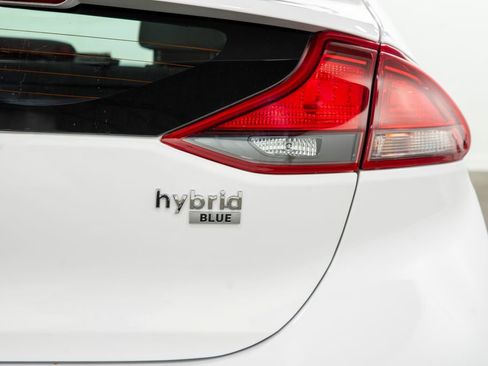 Used 2018 Hyundai Ioniq Blue image 13