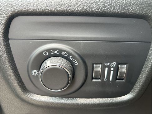 New 2026 Jeep Grand Cherokee Laredo X RWD image 25