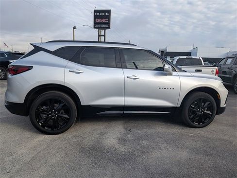 Used 2021 Chevrolet Blazer RS w/ Enhanced Convenience Package image 2