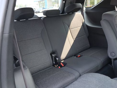 Used 2024 Chevrolet Traverse LT w/ LPO, Floor Liner Package FWD image 34