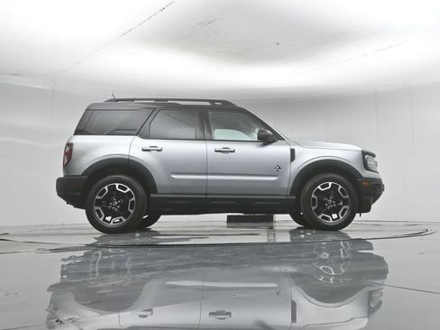 Certified 2023 Ford Bronco Sport Outer Banks w/ Tech Package AWD/4WD image 50