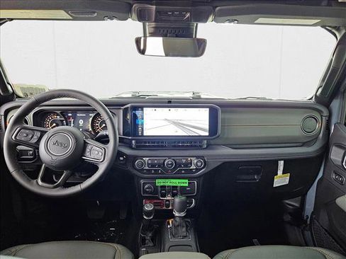 New 2025 Jeep Gladiator Mojave w/ Steel Bumper Group image 14