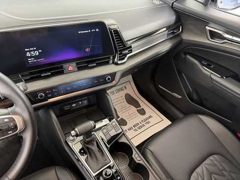 Used 2023 Kia Sportage X-Line image 4