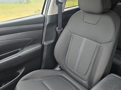 Used 2025 Hyundai Tucson SEL AWD/4WD image 34
