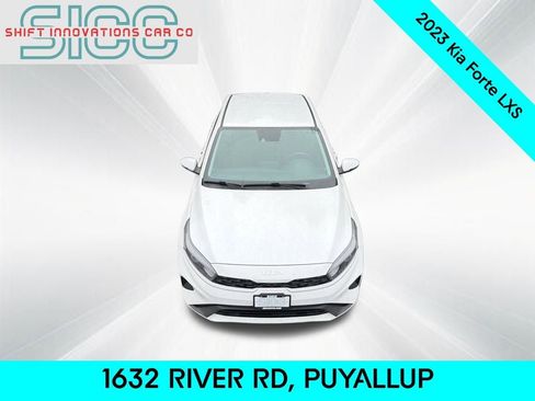 Used 2023 Kia Forte LXS w/ LXS Technology Package image 9