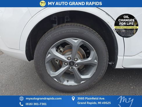 Used 2023 Ford Escape ST-Line w/ Tech Pack #1 AWD/4WD image 32