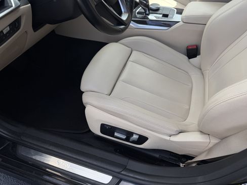 Used 2020 BMW 330i Sedan w/ Driving Assistance Package RWD image 12