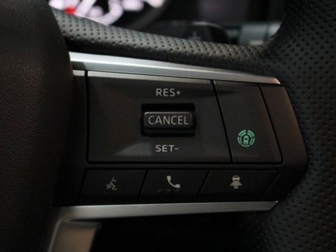 New 2025 Mitsubishi Outlander SE image 10