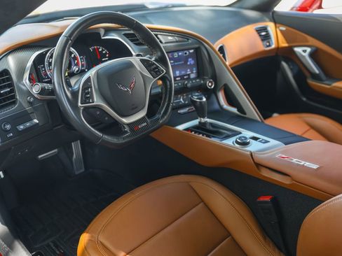 Used 2016 Chevrolet Corvette Z06 w/ 3LZ Preferred Equipment Group RWD image 29