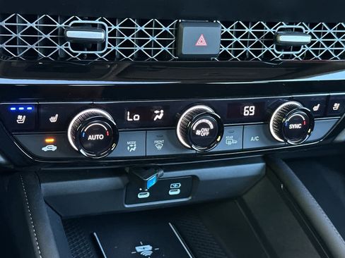 Used 2025 Honda Accord Touring image 21