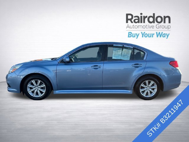 Used 2011 Subaru Legacy 2.5i Premium AWD/4WD image 4