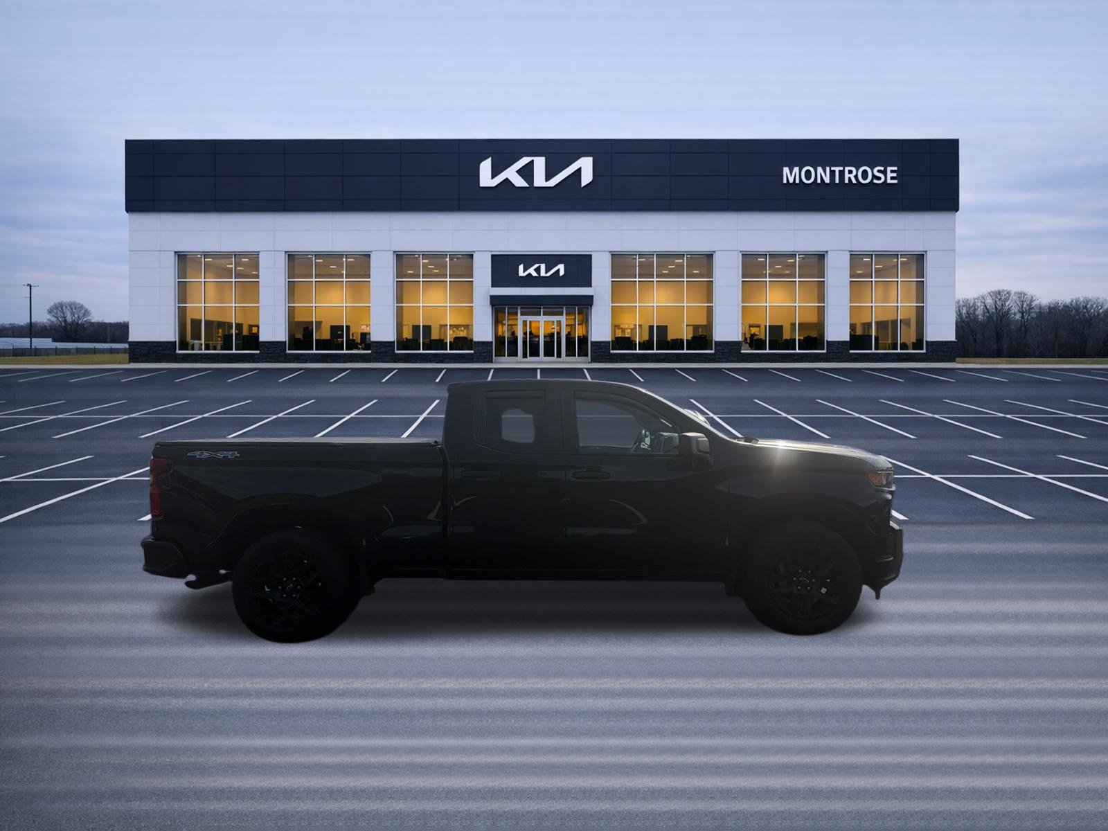 Used 2022 Chevrolet Silverado 1500 Custom w/ LPO, Blackout Package AWD/4WD image 4