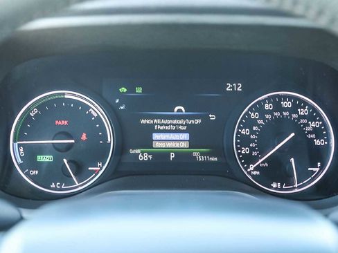 Certified 2024 Toyota Sienna Limited image 21