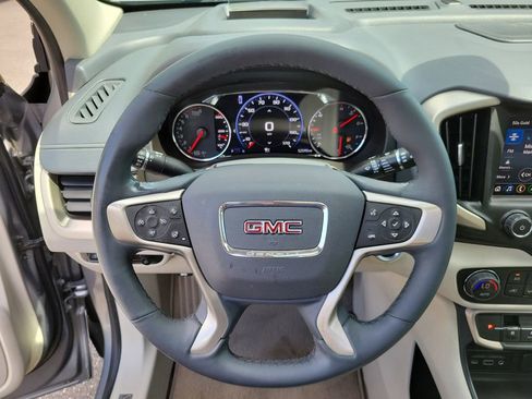 Used 2024 GMC Terrain Denali w/ Denali Premium Package AWD/4WD image 27
