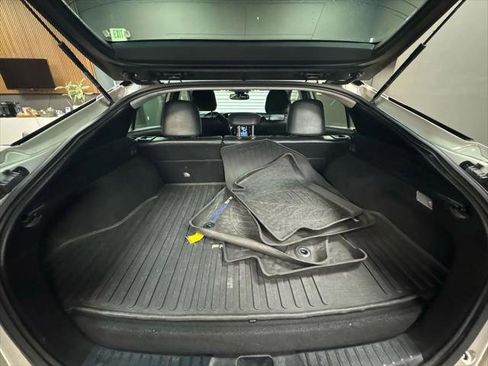 Used 2020 Toyota Prius Prime Limited image 14