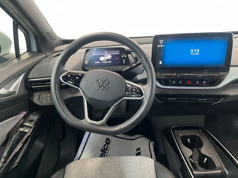 Used 2023 Volkswagen ID.4 Pro image 17