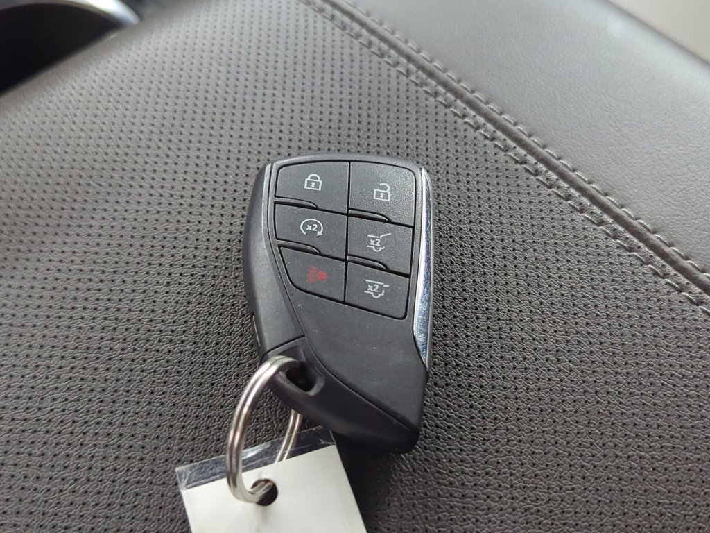 Used 2025 GMC Yukon Elevation AWD/4WD image 20