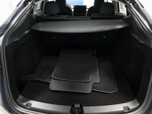 Used 2023 Tesla Model Y Long Range image 16