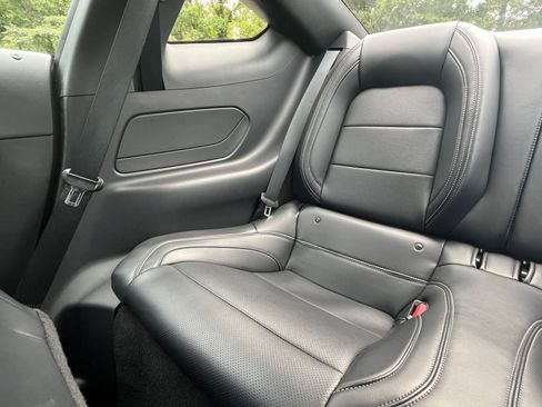 Used 2024 Ford Mustang Premium image 38