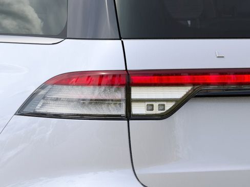 New 2027 Lincoln Aviator Reserve RWD image 21
