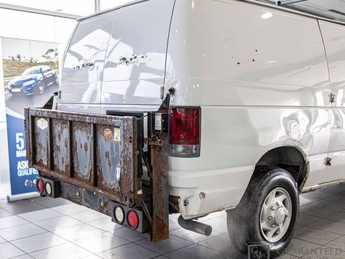 Used 2008 Ford E-350 and Econoline 350 Super Duty image 13