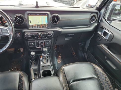 Used 2021 Jeep Gladiator Overland AWD/4WD image 17