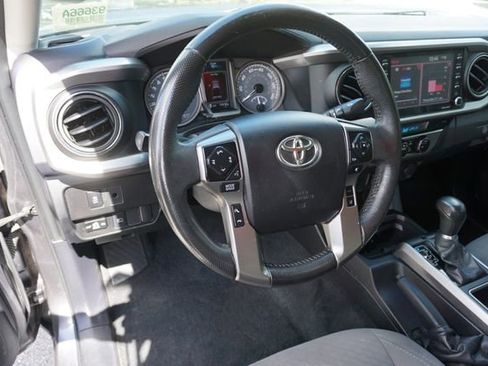 Used 2021 Toyota Tacoma SR5 RWD image 14