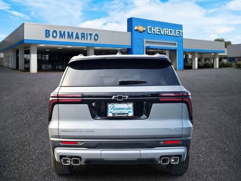 New 2026 Chevrolet Traverse LT w/ Sun and Wheel Package AWD/4WD image 4