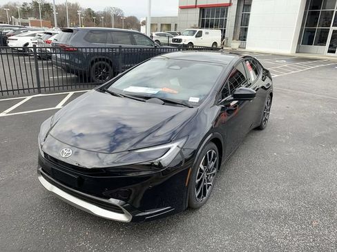New 2026 Toyota Prius Plug-In Hybrid FWD image 1