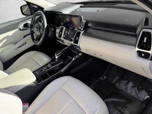 Used 2023 Kia Sorento SX image 21
