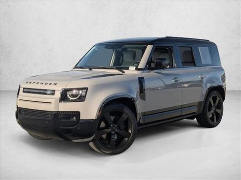 Used 2026 Land Rover Defender 110 X-Dynamic SE AWD/4WD image 1