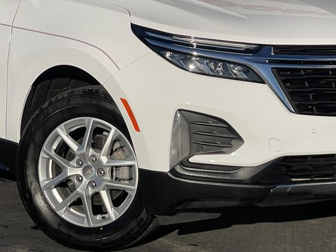 Used 2024 Chevrolet Equinox LT image 3