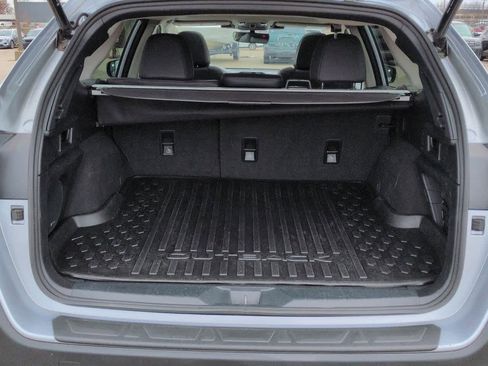 Used 2023 Subaru Outback Limited image 36