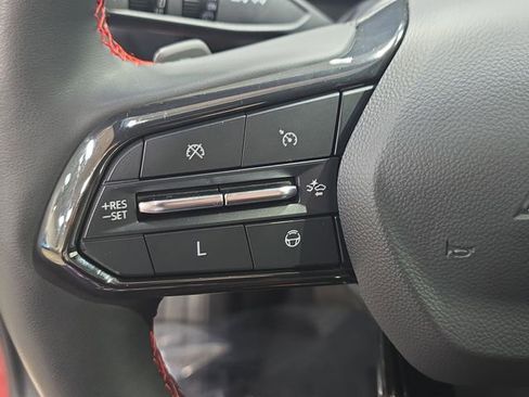 Used 2024 Chevrolet Traverse RS w/ LPO, Floor Liner Package image 21