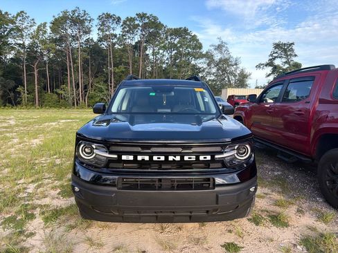 Used 2023 Ford Bronco Sport Outer Banks AWD/4WD image 2