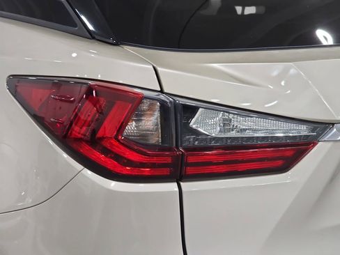 Used 2017 Lexus RX 350 350 w/ Premium Package image 32