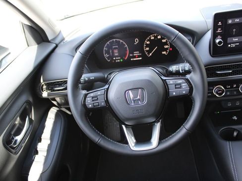 New 2026 Honda HR-V EX-L image 24