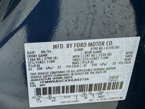 Used 2025 Ford Explorer ST AWD/4WD image 44